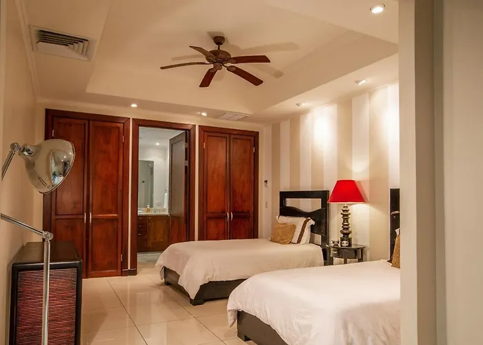 Adults Only 3br With Partial Ocean View - Carao - Reserva Conchal Сasa de vacaciones Playa Conchal